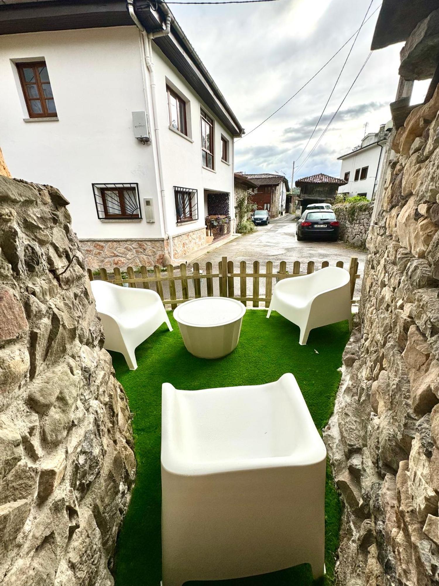 Villa La Olivia 53 Boutique Con Zona Chill Out Exterior à Onís Extérieur photo